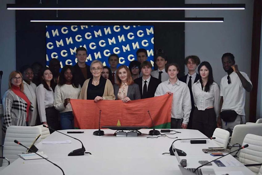 События НИУ «БелГУ» развитие дружественных и стратегических отношений между россией и буркина-фасо обсудили в ниу «белгу»