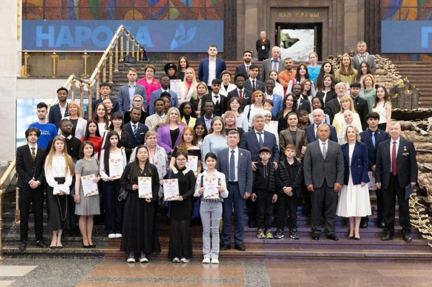 События НИУ «БелГУ» слушатель подготовительного отделения ниу «белгу» победил в международном конкурсе чтецов
